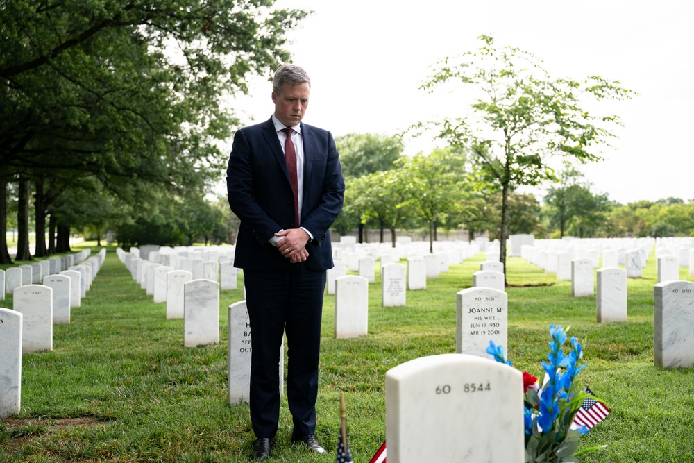 U.S. Army 250th Birthday Wreath-Laying at the Tomb of the Unknown Soldier