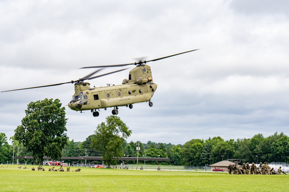 101st Airborne Division Air Assault Demonstration