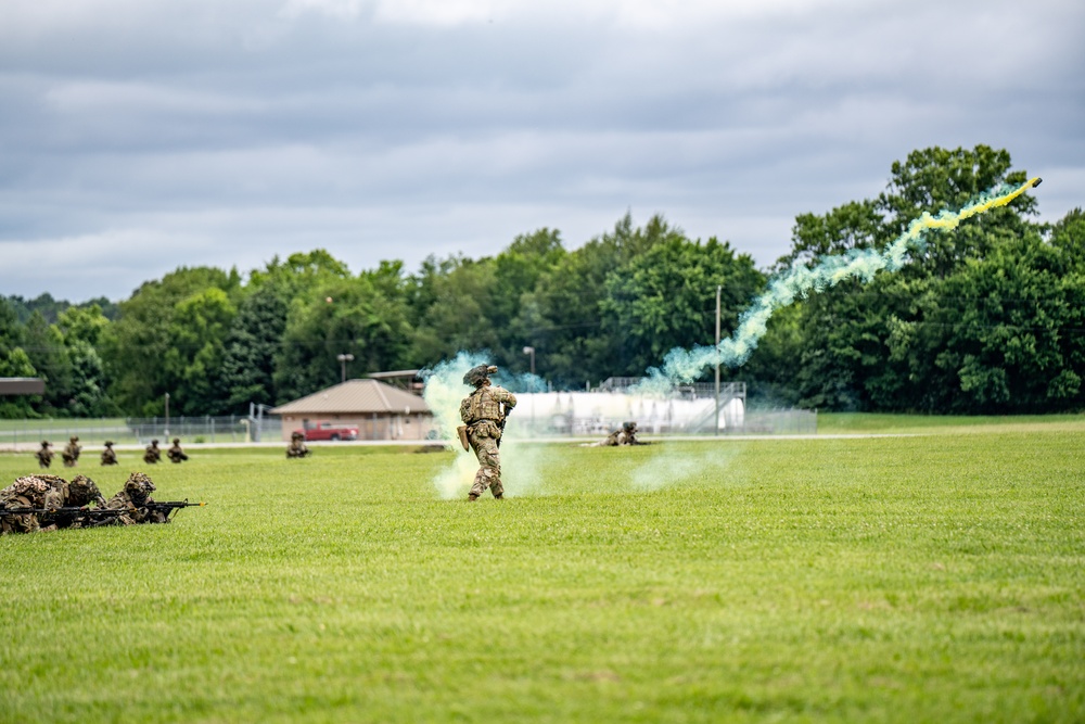 101st Airborne Division Air Assault Demonstration