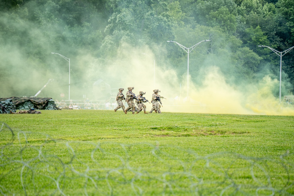 101st Airborne Division Air Assault Demonstration