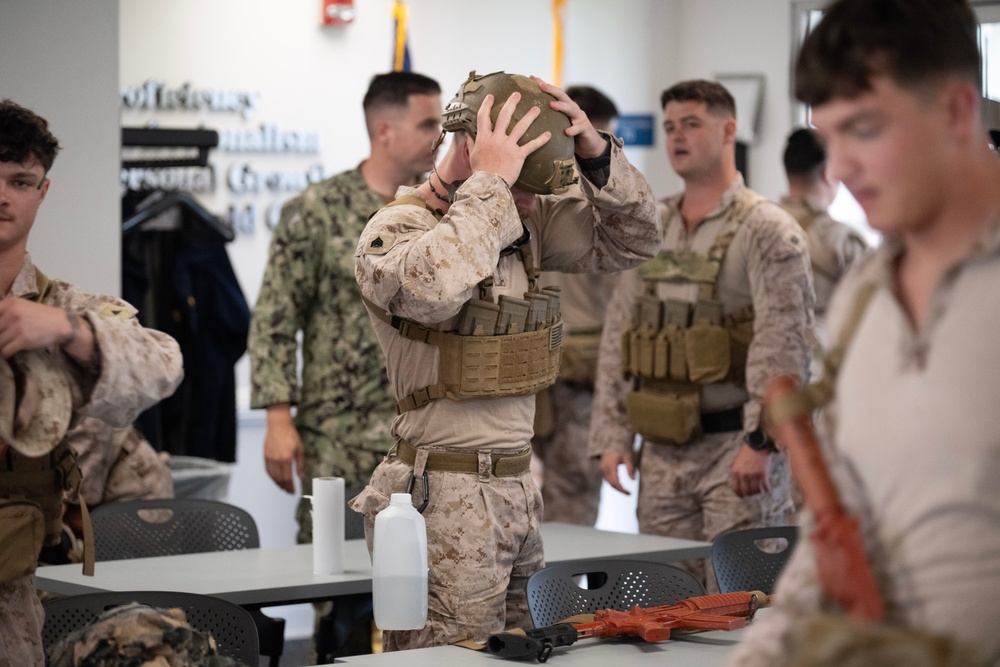 USCG Reserve conducts training with USMC
