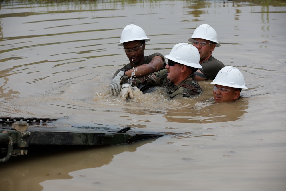 140th Missouri Regional Training Institute Vehicle Recovery Training