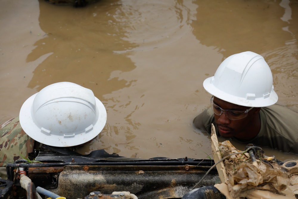 140th Missouri Regional Training Institute Vehicle Recovery Training
