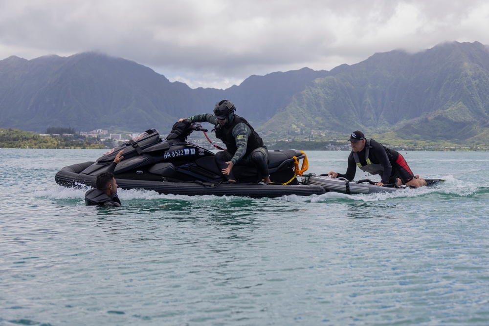Crawl, Walk, Ride: Belgian special forces attend iWaterman course at MCBH