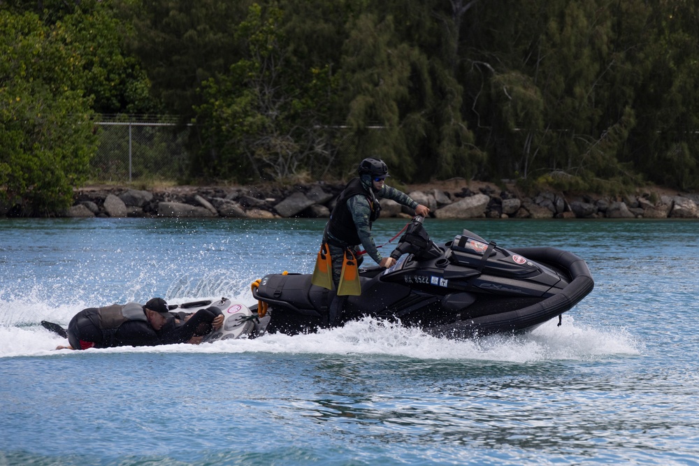 Crawl, Walk, Ride: Belgian special forces attend iWaterman course at MCBH