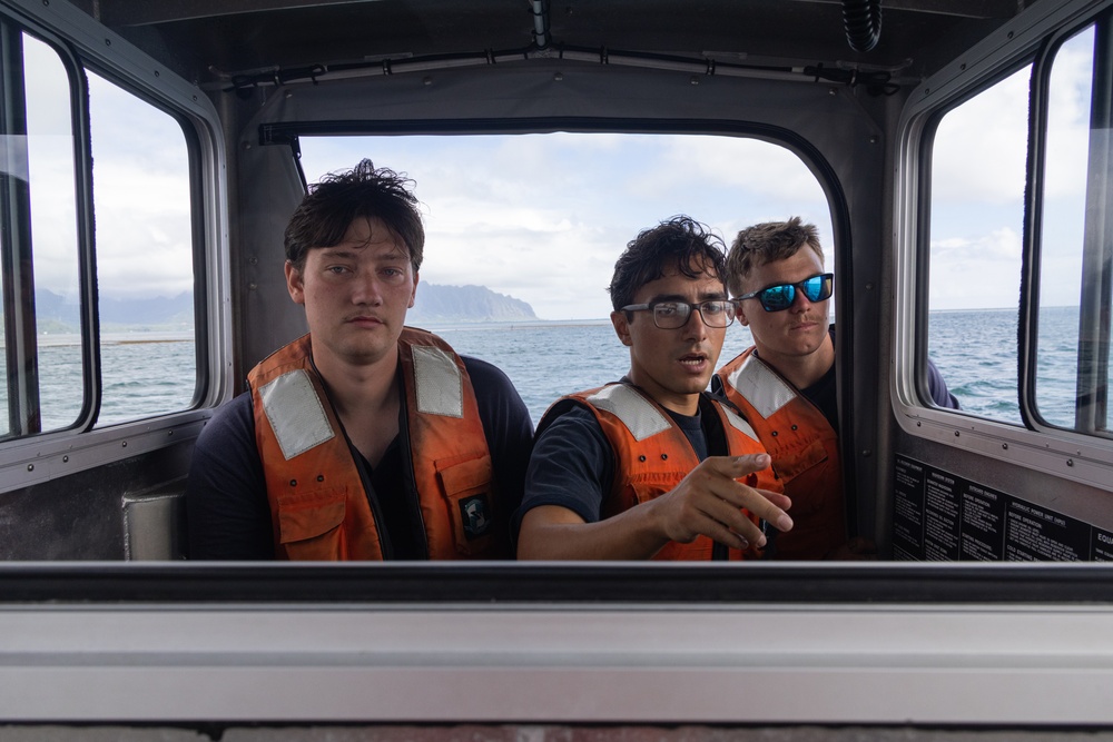 Practice makes Perfect: MCBH Waterfront Operations conducts an oil spill exercise