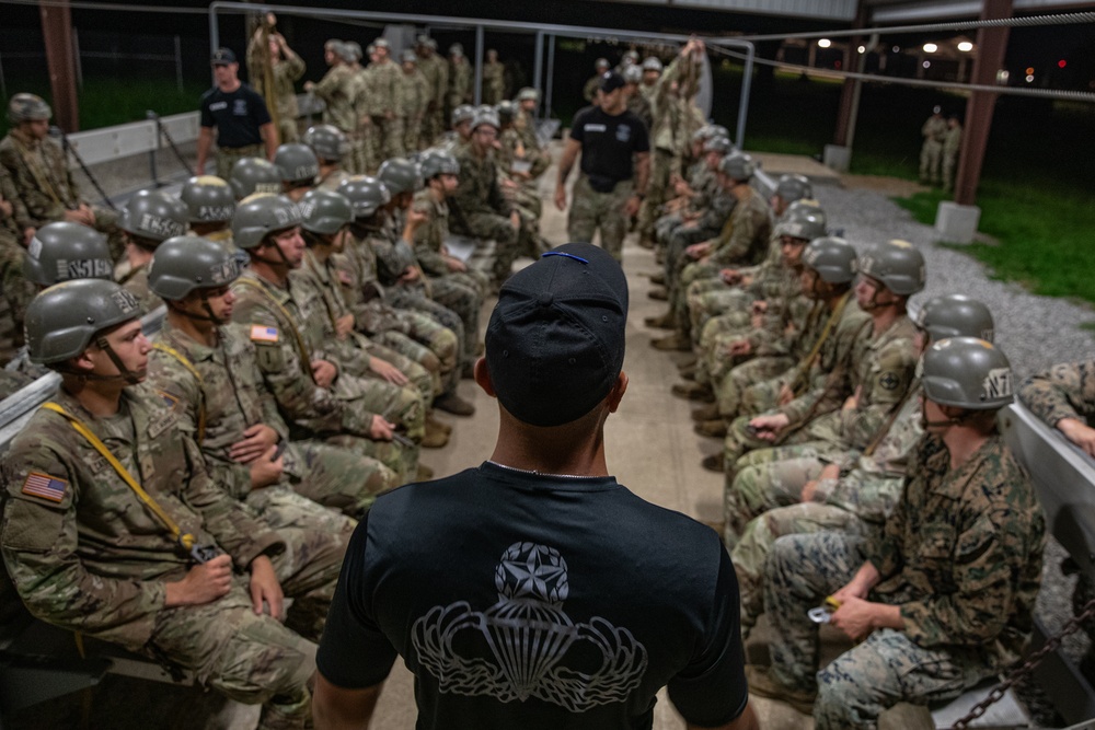 1-507TH PIR BASIC AIRBORNE COURSE