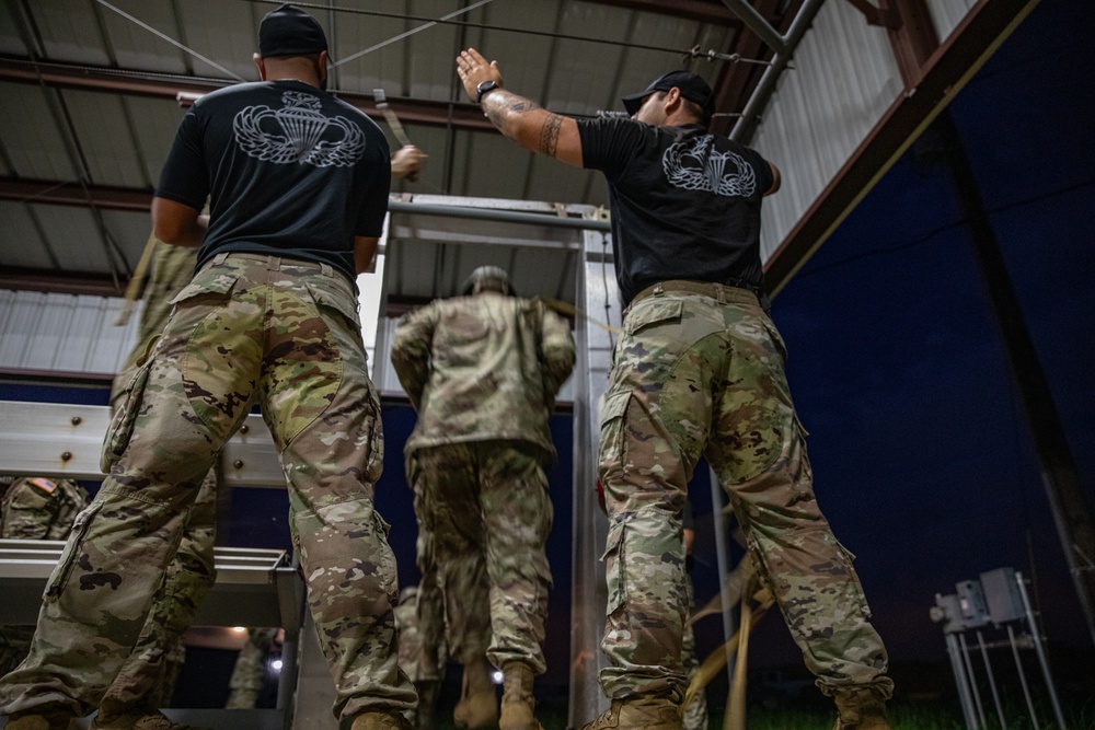 1-507TH PIR BASIC AIRBORNE COURSE