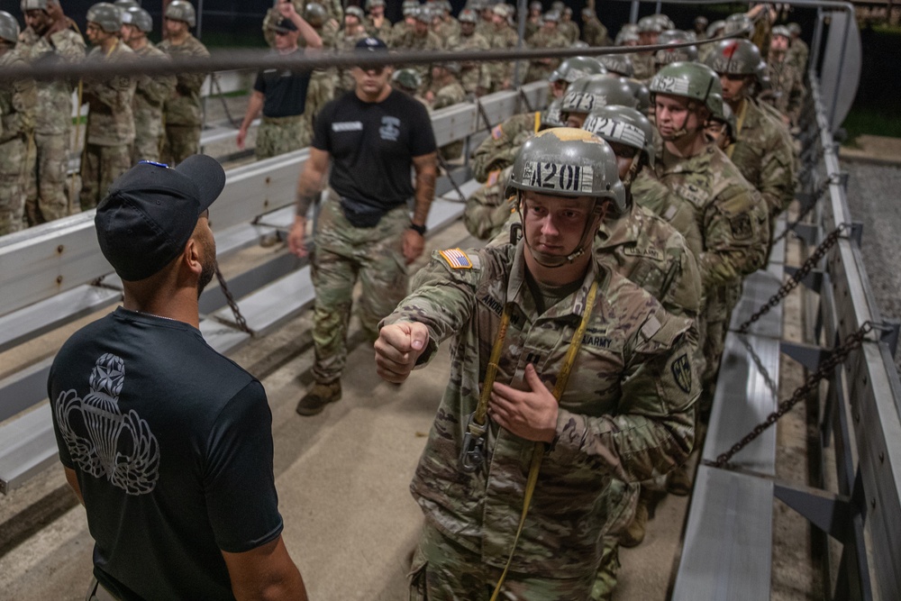 1-507TH PIR BASIC AIRBORNE COURSE