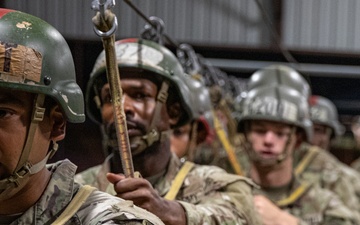 1-507TH PIR BASIC AIRBORNE COURSE