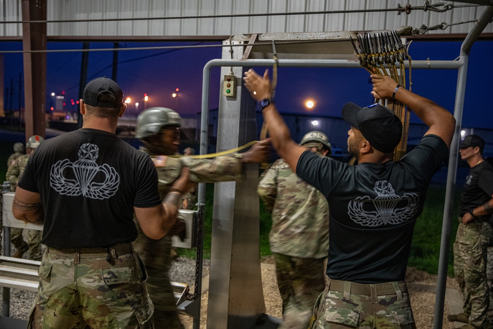 1-507TH PIR BASIC AIRBORNE COURSE