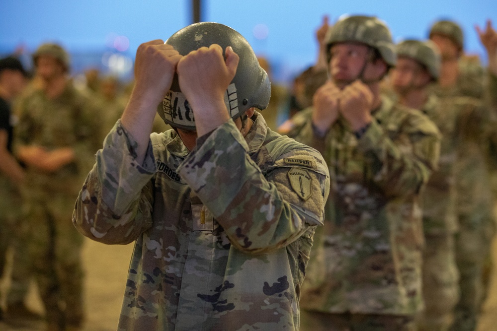 1-507TH PIR BASIC AIRBORNE COURSE