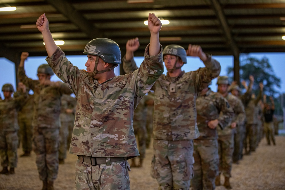 1-507TH PIR BASIC AIRBORNE COURSE