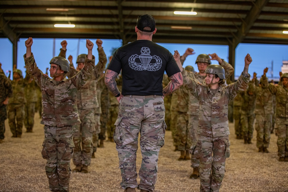 1-507TH PIR BASIC AIRBORNE COURSE