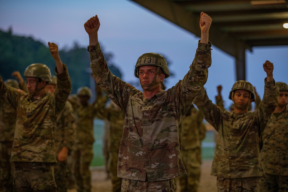 1-507TH PIR BASIC AIRBORNE COURSE