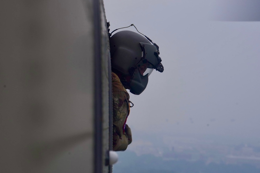 82nd CAB flies over the Army Birthday Parade