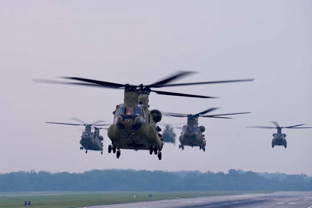 82nd CAB flies over the Army Birthday Parade
