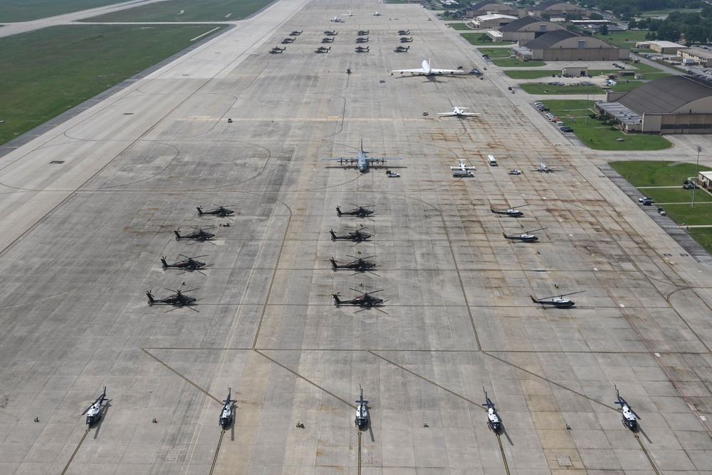 82nd CAB flies over the Army Birthday Parade