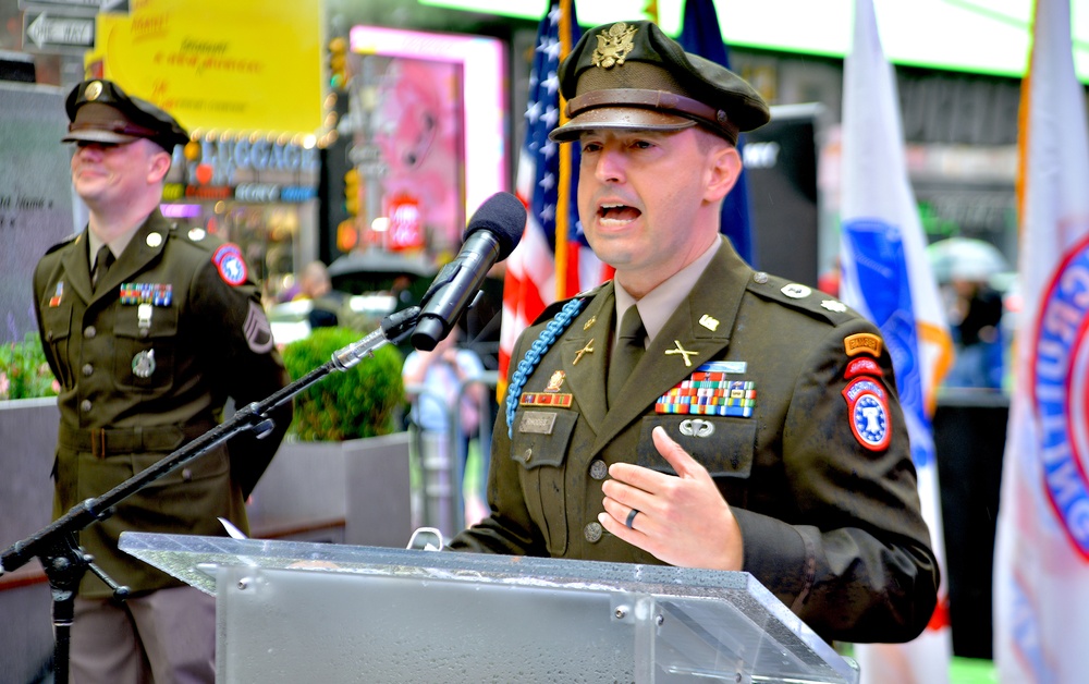Soldiers celebrate Army’s 250th Birthday in Times Square