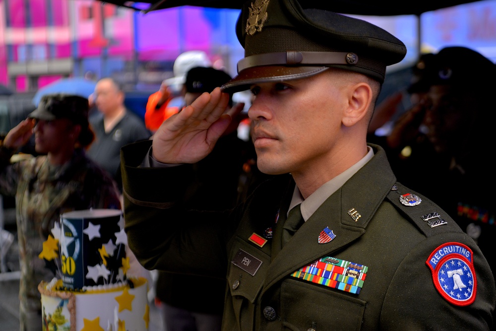 Soldiers celebrate Army’s 250th Birthday in Times Square