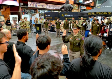 Soldiers celebrate Army’s 250th Birthday in Times Square