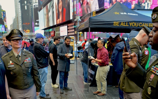 Soldiers celebrate Army’s 250th Birthday in Times Square