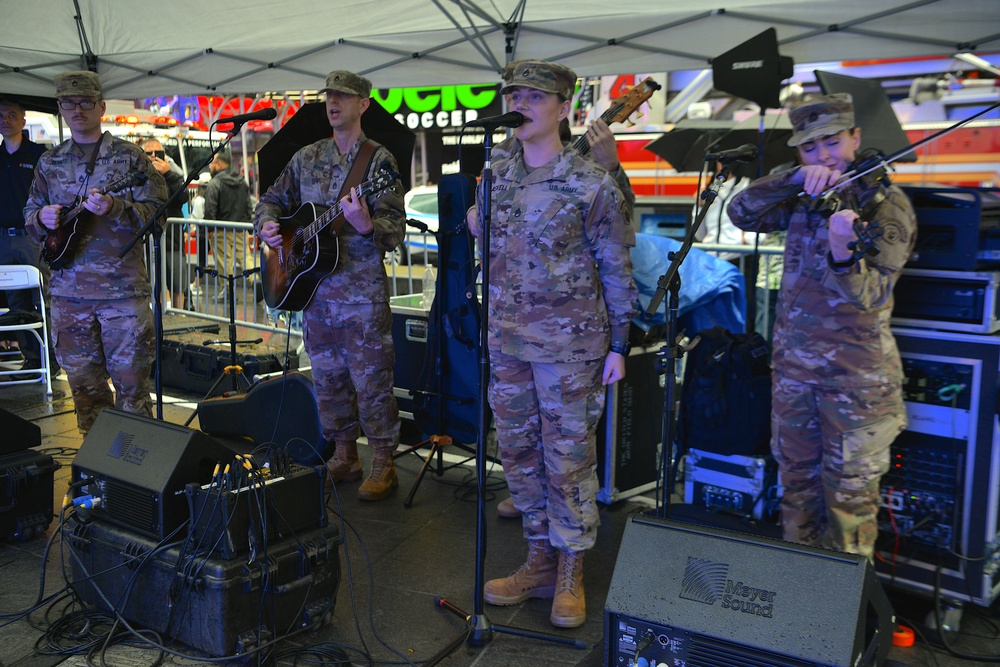 Soldiers celebrate Army’s 250th Birthday in Times Square