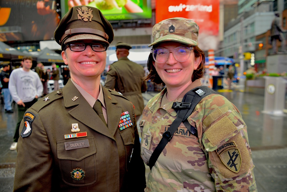 Soldiers celebrate Army’s 250th Birthday in Times Square