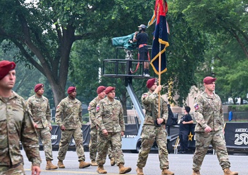 Paratroopers and Soldiers march in Birthday Parade