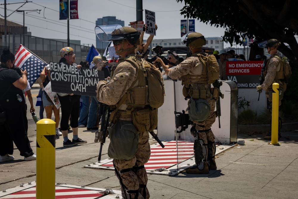 U.S. Marines, California Army National Guard, Department of Homeland Security guard federal building