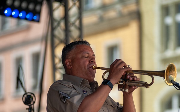 1st Armored Division Band Celebrates the U.S. Army's 250th Birthday in Poland