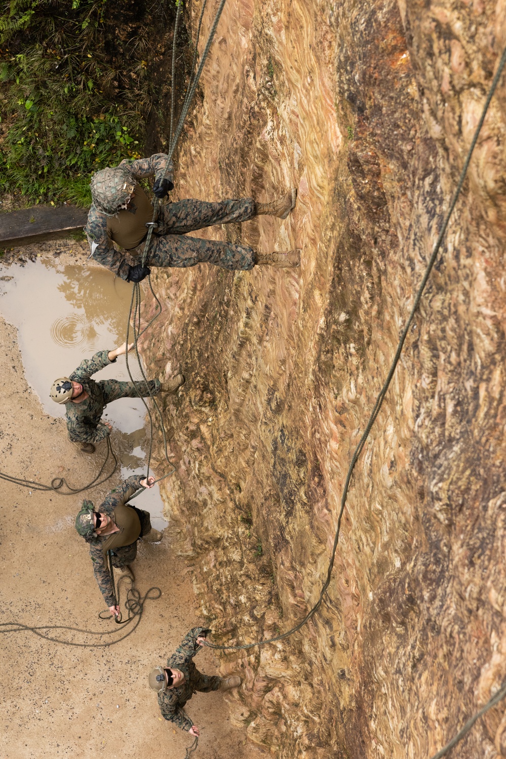 Jungle Leaders Course 2-25| Cliff Rappel