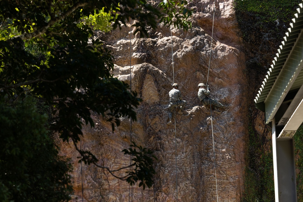 Jungle Leaders Course 2-25| Cliff Rappel