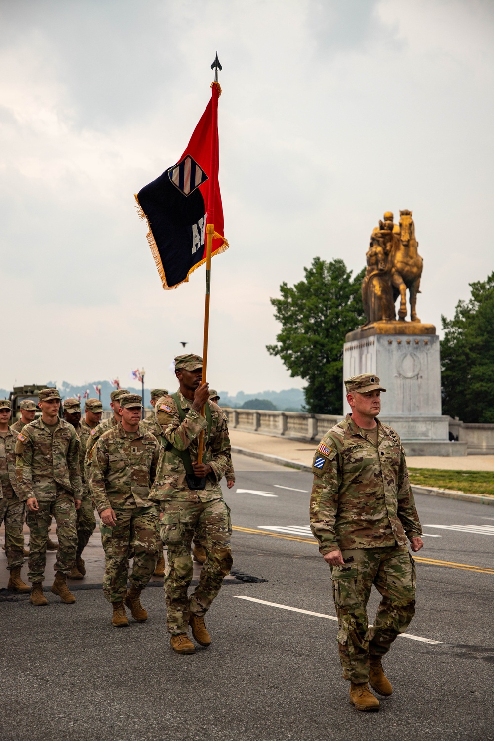 U.S. Army Soldiers, Equipment and Equestrian Teams Merge to Head to the Parade