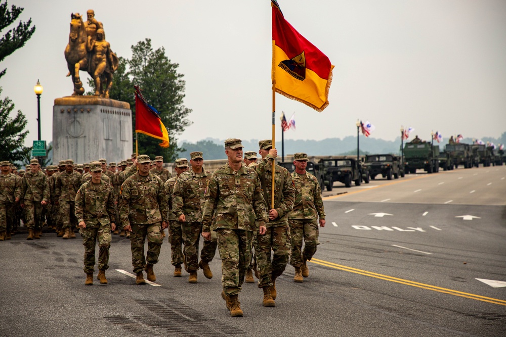 U.S. Army Soldiers, Equipment and Equestrian Teams Merge to Head to the Parade