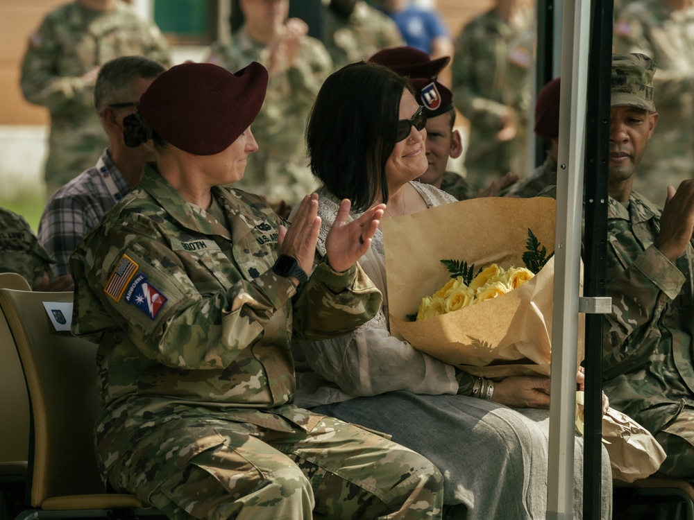 173rd Brigade Support Battalion Welcomes New Commander During Change of Command Ceremony in Vicenza