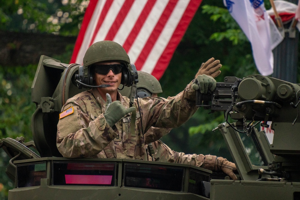 First Team Marches in U.S. Army 250th Birthday Parade