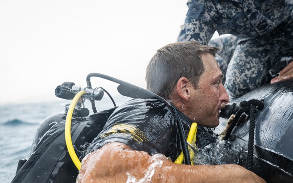 EODMU5 Republic of Singapore Naval Diving Unit UNDET Training