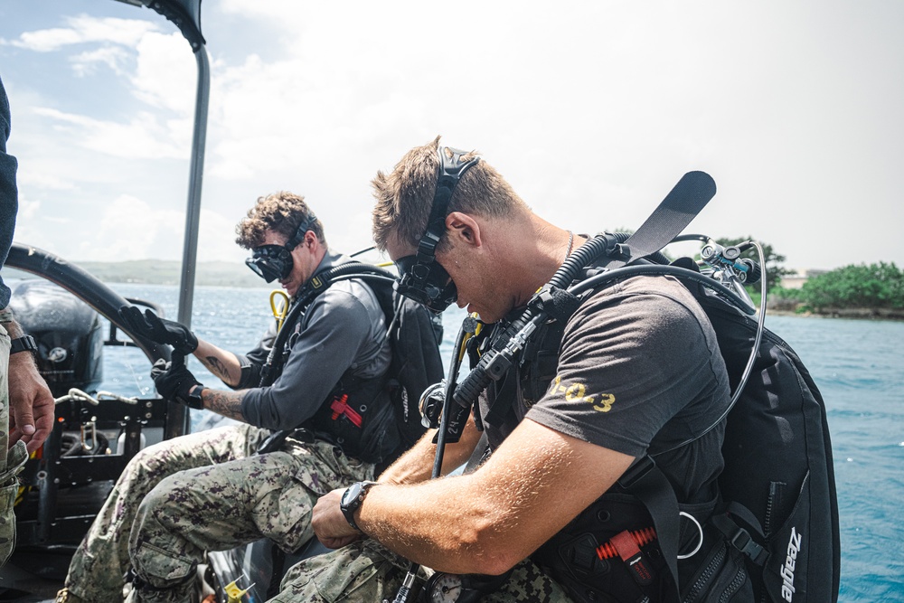 EODMU5 Republic of Singapore Naval Diving Unit UNDET Training