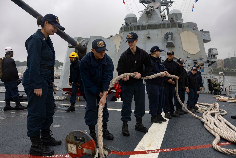 Shoup pulls out of Yokosuka