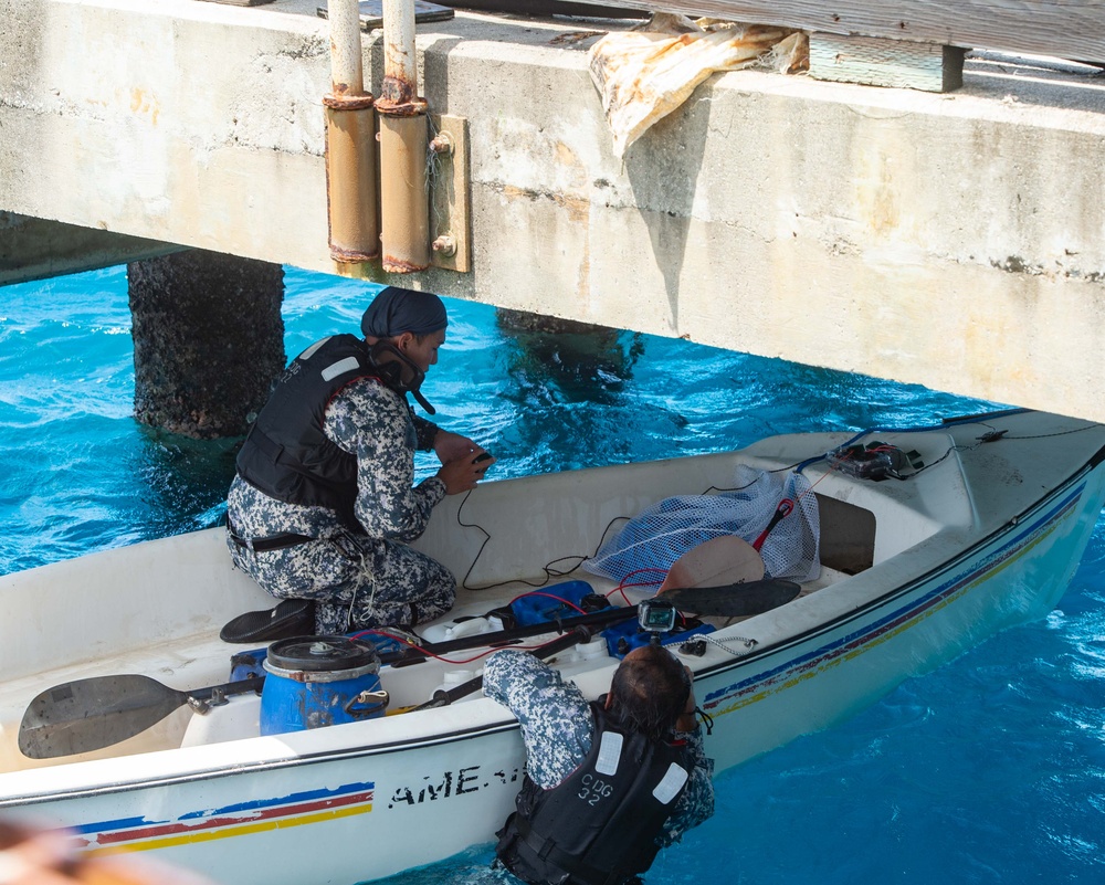 EODMU 5, RSN Naval Diving Unit Bi-lateral Training