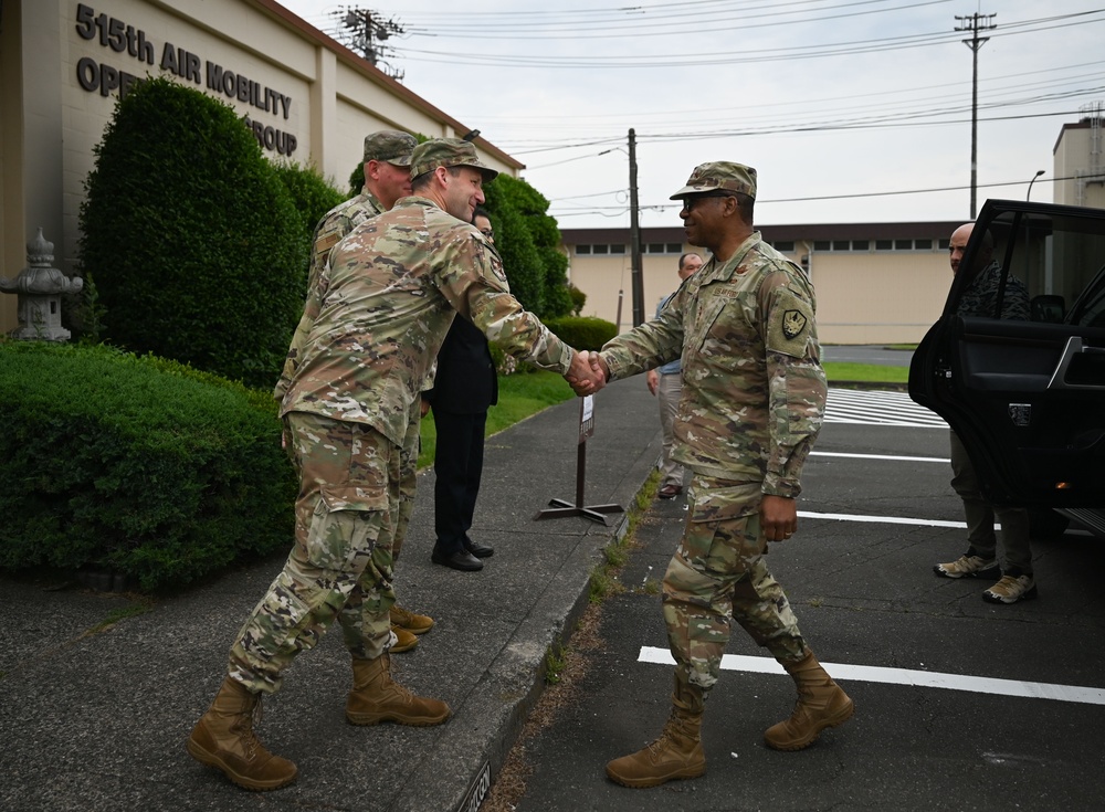 USTRANSCOM commander visits Yokota