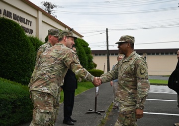 USTRANSCOM commander visits Yokota