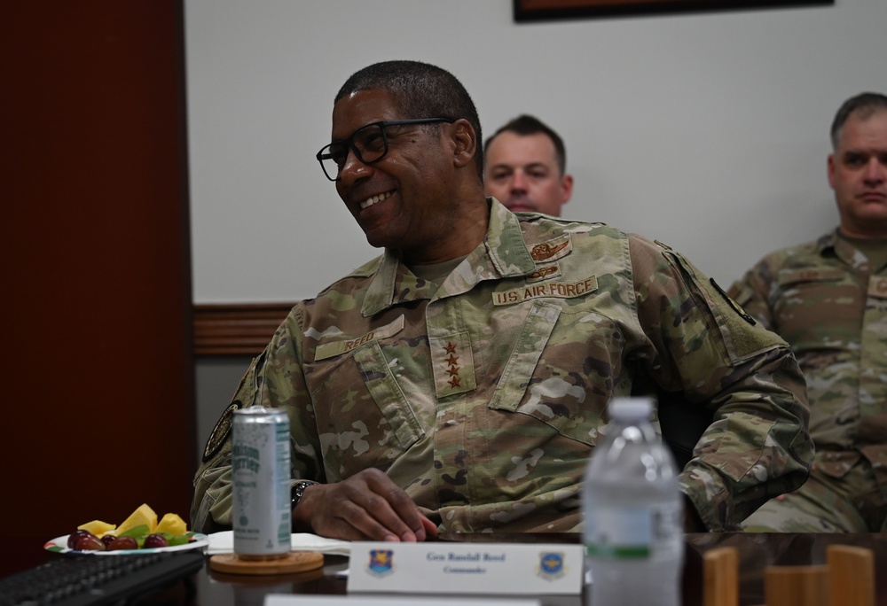 USTRANSCOM commander visits Yokota