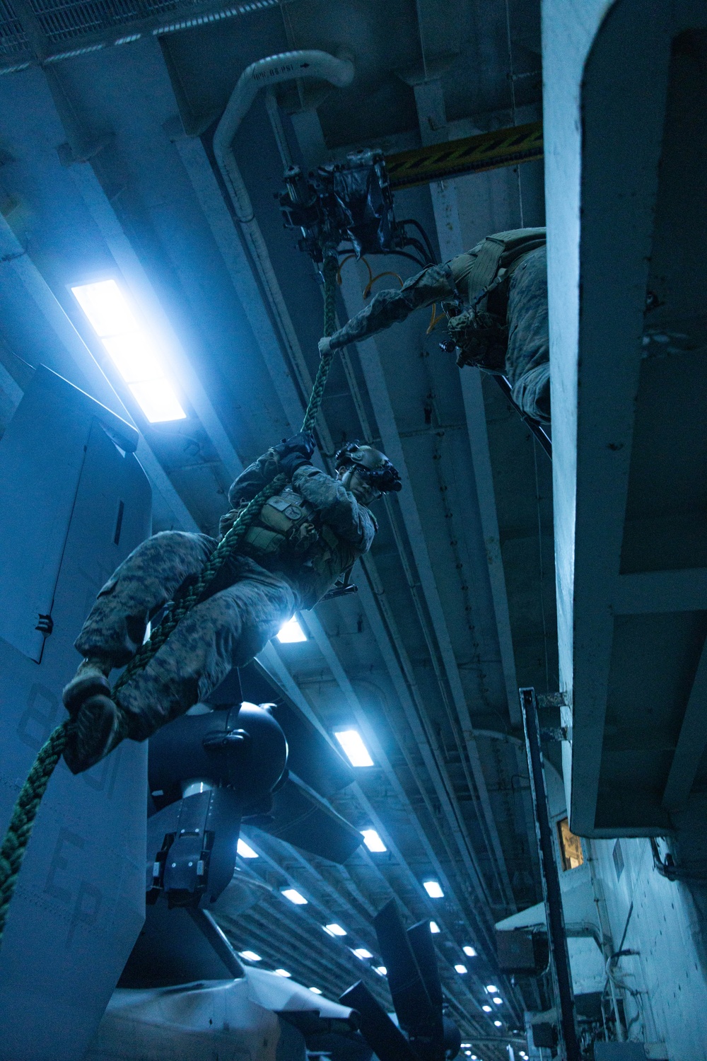 31st MEU | BLT 1/7 conducts intro to fast rope training