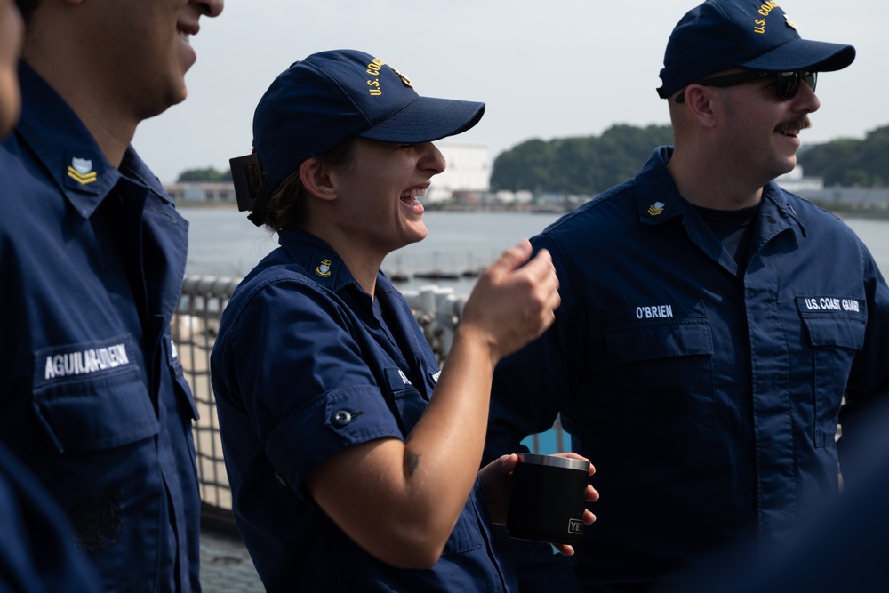 The Legend-class USCGC Stratton departs Fleet Activities Yokosuka