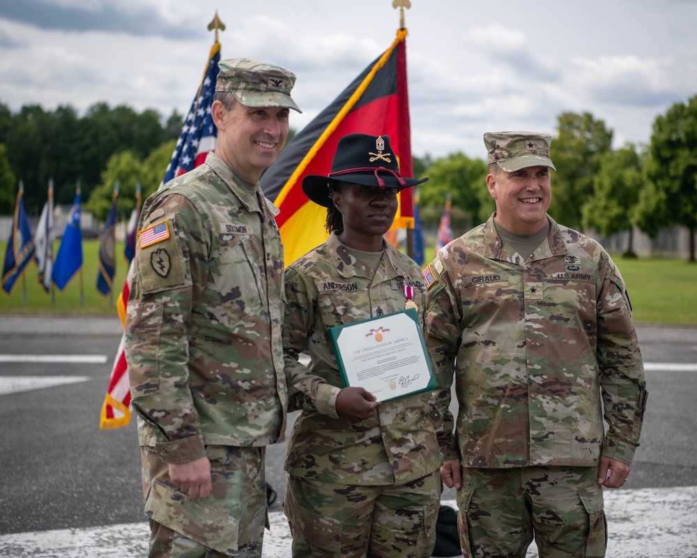 Grafenwoehr Clinic Change of Command