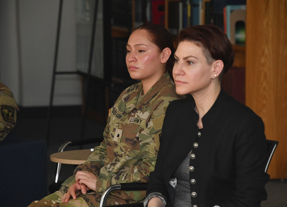 Marshall Center partners with Universität der Bundeswehr to host AI + Security salon