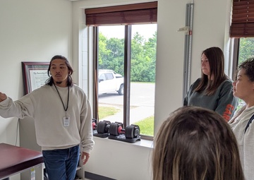 Fort Drum spouses take a wellness tour with Army Volunteer Corps