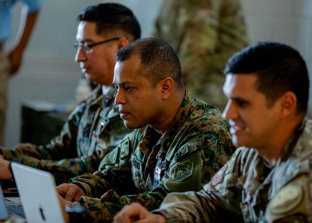 Panama’s Ministry of Security and U.S. partners conduct Cyber Shield 2025
